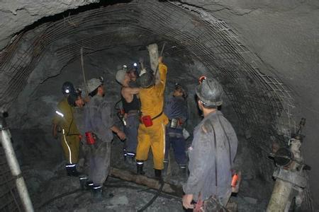 海口工程爆破中的危险因素分析以及应对工程爆破危险的措施